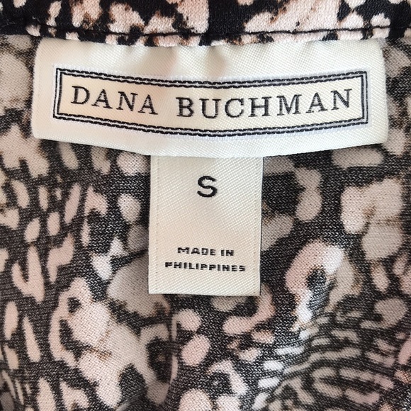 Dana Buchman women button down Ruffle button top. - Picture 8 of 10